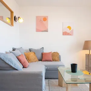Appartement Giens Proche Plage, Vue Mer, Parking - Lesclesdenicole, Hyères
