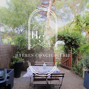 Appartement Triplex Le Port D'hyères-400m-clim/wifi/parking, Hyères